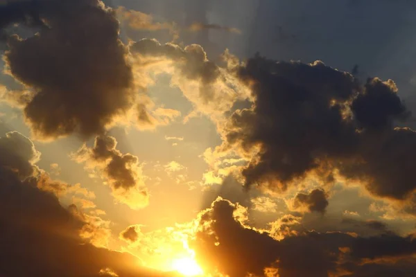 Muito Vívido Pôr Sol Nuvens Nascer Sol Céu Para Usar — Fotografia de Stock