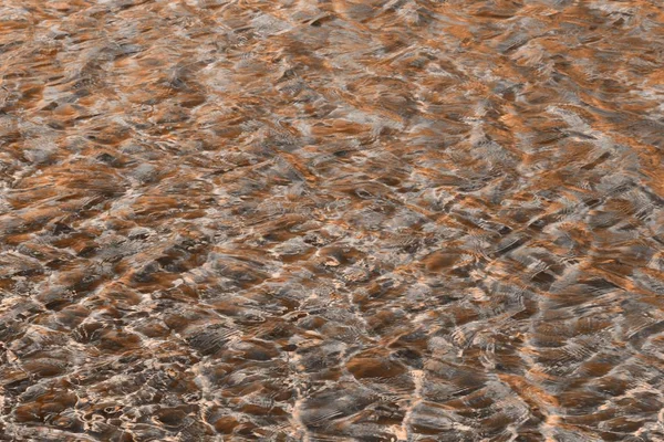 빈티지 오렌지 스파클링 강 물 질감-꽤 추상적인 사진 배경 — 스톡 사진