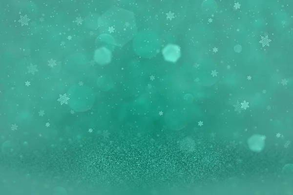 Verde acqua, mare meraviglioso brillanti brillantini luci sfocati bokeh sfondo astratto e caduta fiocchi di neve volare, texture mockup festivo con spazio vuoto per il vostro contenuto — Foto Stock