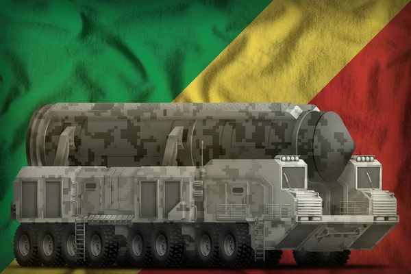 Міжконтинентальна Балістична ракета з міста камуфляж на фоні прапора Конго. 3D ілюстрація — стокове фото