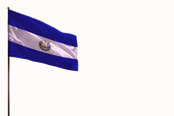 Развевающийся Сальвадор изолированный флаг на белом фоне, макет с пространством для вашего содержания . — стоковое фото