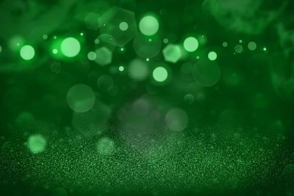 Verde fantástico brilhante brilho luzes desfocado bokeh fundo abstrato, textura mockup festivo com espaço em branco para o seu conteúdo — Fotografia de Stock