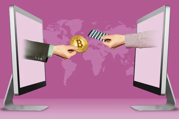 Koncepcji handlu elektronicznego, dwie ręce z wyświetlaczy. rękę z Bitcoin i rękę z pigułki medycyny. ilustracja 3D — Zdjęcie stockowe