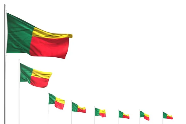 Bastantes banderas Benin colocadas diagonal aislado en blanco con espacio para su contenido - cualquier ocasión bandera 3d ilustración — Foto de Stock