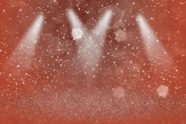 Красный красивый блестящими блестящими огнями разряженные прожекторы сцены bokeh абстрактный фон с искрами мухи, праздничные макеты текстуры с пустым местом для вашего содержания — стоковое фото