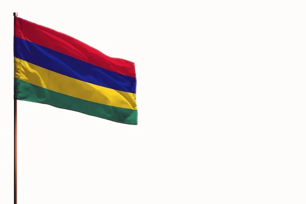 Fluttering Mauricio bandera aislada sobre fondo blanco, maqueta con el espacio para su contenido . — Foto de Stock