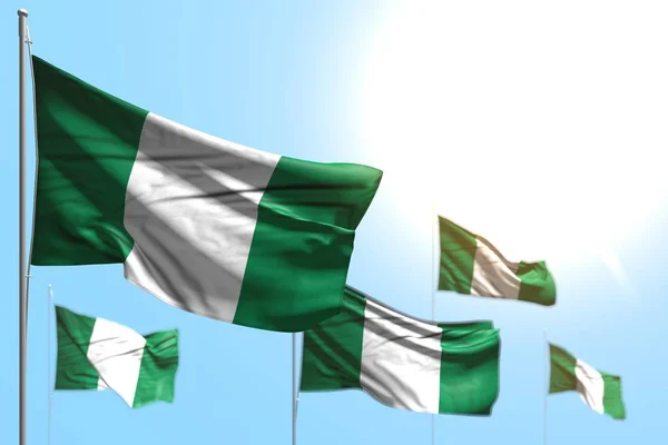 ナイジェリアの素敵な5フラグは、ソフトフォーカスと青い空の画像に対する波です-任意のお祝いのフラグ3Dイラスト — ストック写真