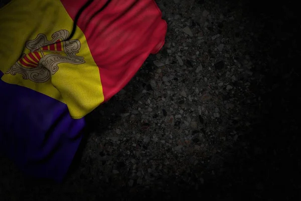 Lindo Cuadro Oscuro Bandera Andorra Con Grandes Pliegues Asfalto Oscuro —  Fotos de Stock