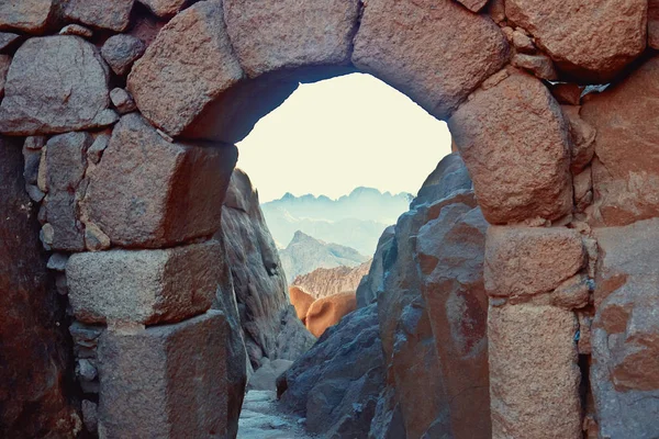 Dawn Summit early morning in the high mountains Mount Moses Sinai Egypt — Stock Photo, Image