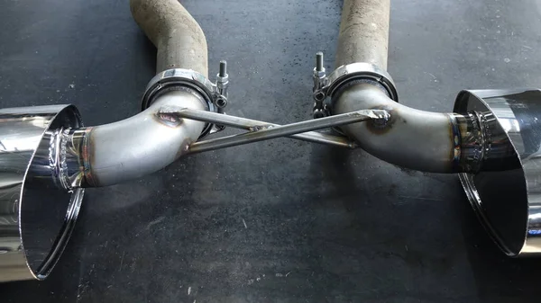 Performans arabası için egzoz boruları, otomatik egzoz.