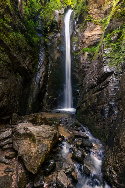 Shy Waterfall Hidden Gorge Belasitsa Mountains — Stock Photo, Image