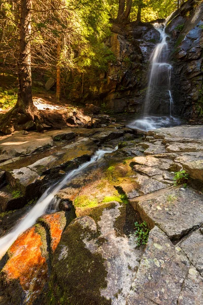 Waterfall Hidden Deep Mountain Ravine — Stock Photo, Image