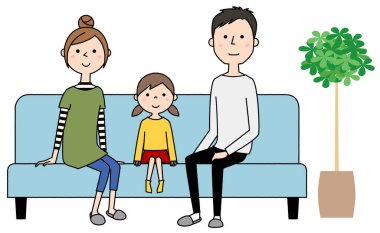 Aile kanepede dinleniyor. Kanepede dinlenen bir ailenin görüntüsü..