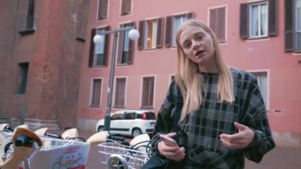 Modèle russe à Milan — Video