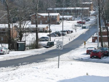 Johnson City, Tennessee / ABD: 01-18-2013 - Downhill Caddesi
