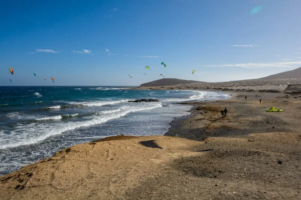 Okyanus manzarası güzel. Tenerife, Kanarya Adaları, İspanya.