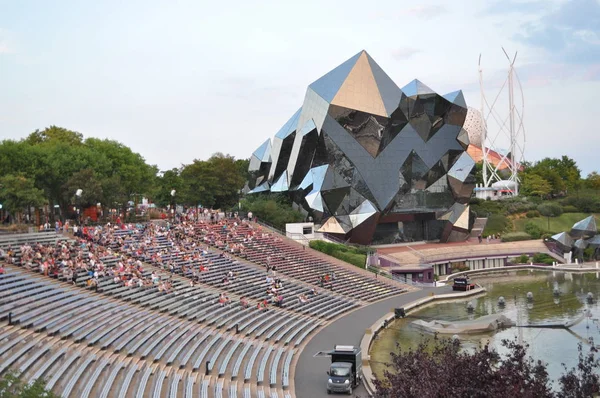 Francja Parku Futuroscope Lipca 2018 Amfiteatr Kino Zdjęcia Stockowe bez tantiem