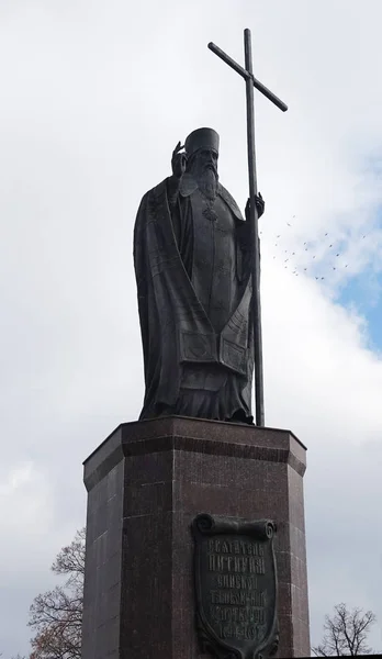 タンボフ聖ピティリムの司教の記念碑 — ストック写真