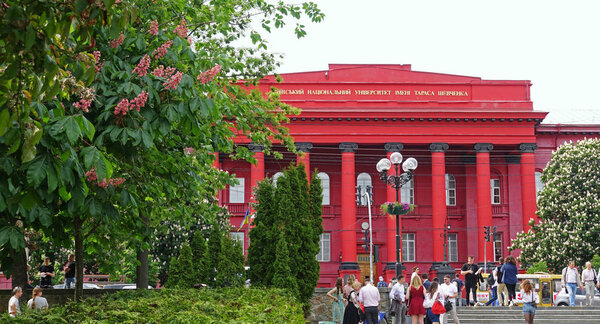 Строительство Киевского университета. Киевский национальный университет имени Шевченко
