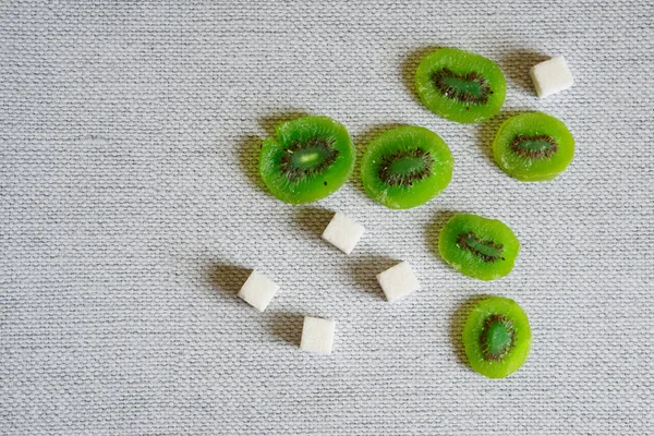 Kanderad Frukt Kiwi Ligger Köksbordet — Stockfoto