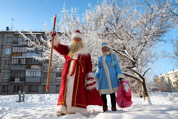 Ryssland Staden Magnitogorsk Januari 2012 Slaviska Santa Farfar Frost Och — Stockfoto