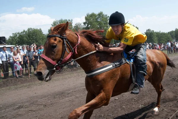 Askarovo Village Republic Bashkortostan Russia June 2011 Horse Racing Village — Stock Photo, Image