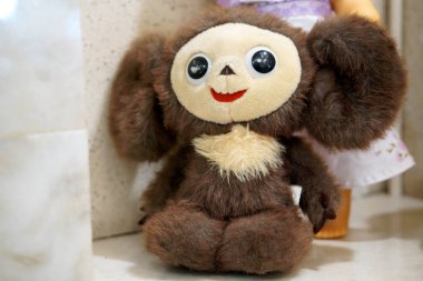 Eski oyuncak - peluş Cheburashka. Vintage Rus yapı