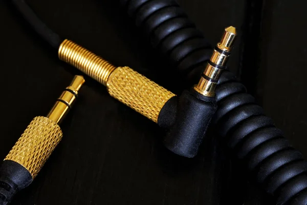 Gold-plated metal audio connectors with a diameter of 3.5 mm nex