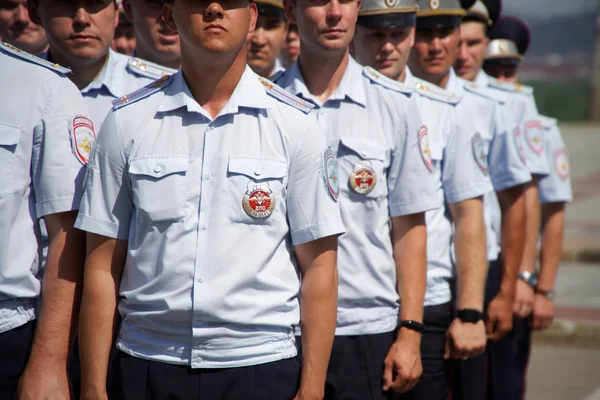 Ρωσία, Μαγκνιτογκόρσκ, Ιούλιος, 18, 2019. Αστυνομικοί στο Μπρίγκ — Φωτογραφία Αρχείου