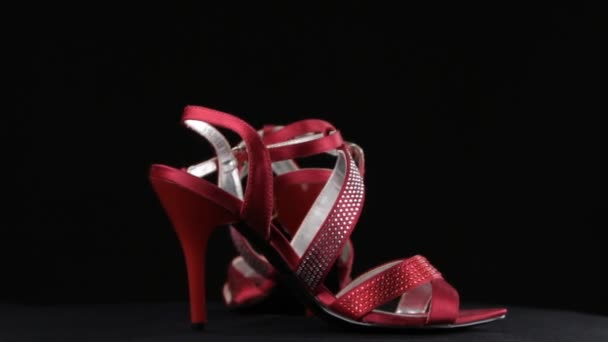 Pair of womens high-heeled shoes. Rotation — Stock Video