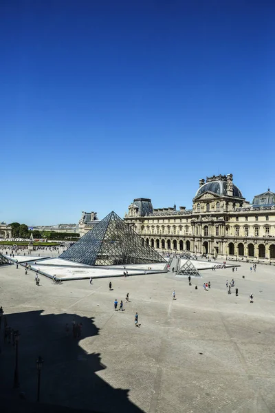 2018年5月7日 卢浮宫博物馆是世界上最大的博物馆之一 也是最受欢迎的旅游胜地法郎 — 图库照片