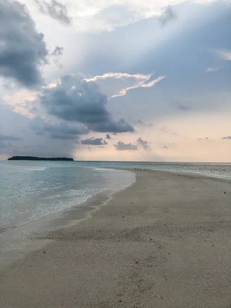 Красиві Голі Захід Сонця Океані Мілини Поблизу Fehendhoo Island Мальдівська — стокове фото