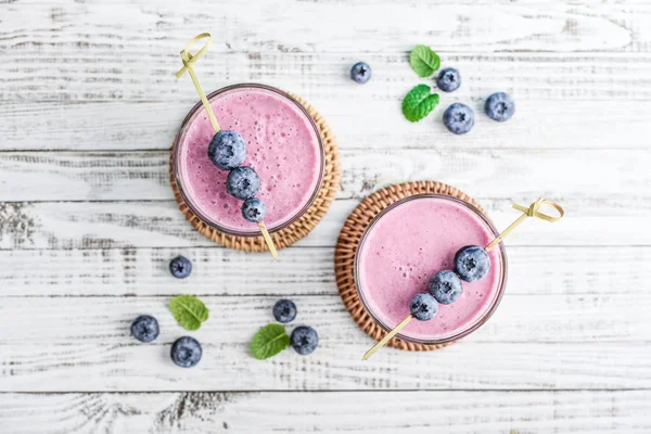 Blueberry Smoothie Glass Fresh Berries Mint White Wooden Background Top — Stock Photo, Image