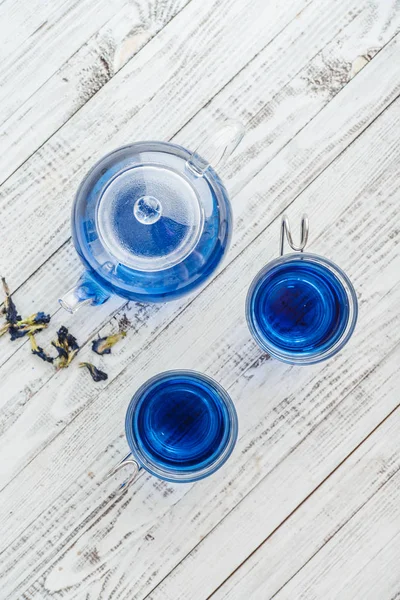 Deux tasses en verre d'Anchan bleu — Photo