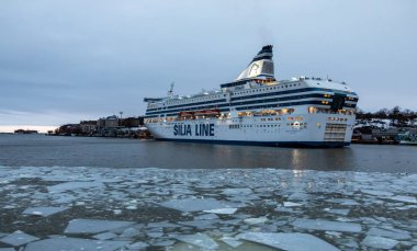 Helsinki limanında Feribot, Finlandiya