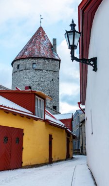 Tallinn Estonya kalesieski şehir mimarisi