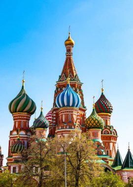 Moskova'da Kızıl Meydan'da Aziz Basil Katedrali