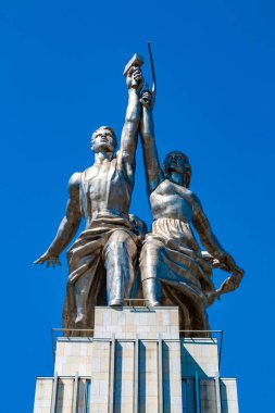 işçi ve Kolhoz kadın anıtın Moskova'da