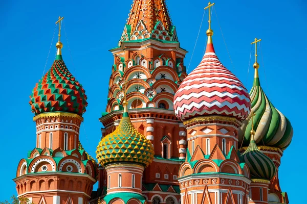 Catedral de São Basílio na Praça Vermelha em Moscou — Fotografia de Stock