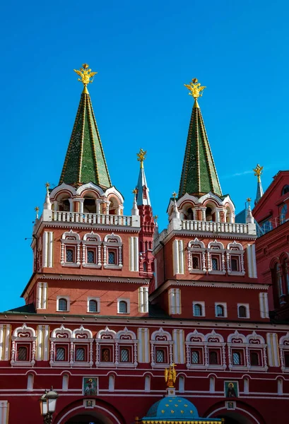 Iberische poort en kapel in de buurt van het Rode plein in Moskou — Stockfoto