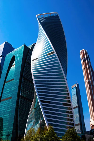 Rusya'nın başkenti Moskova şehir modern binalar
