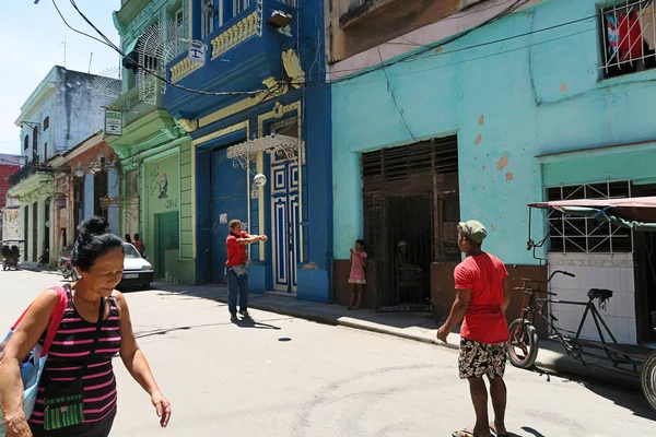 Cuba Havana April 2016 Typical Day Havana Cuba One Streets — Stock Photo, Image