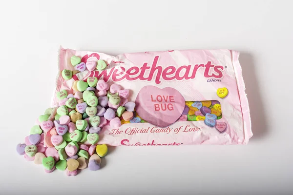 Tüte Mit Süßigkeiten Valentinsherzen Der Firma Necco Mit Süßigkeiten Auf — Stockfoto