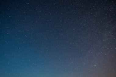 Tarih gece gökyüzünde yıldızlar