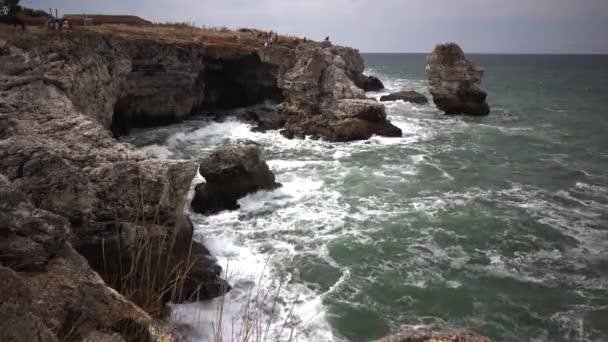 Costa Rochosa Mar Negro Bulgária Tyulenovo — Vídeo de Stock