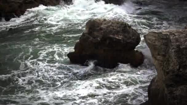 Costa Rocosa Mar Negro Bulgaria Tyulenovo — Vídeo de stock