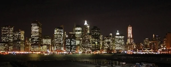 Abd New York Kasım 2009 Gece Manhattan Gökdelenler Gökyüzü Siyah — Stok fotoğraf