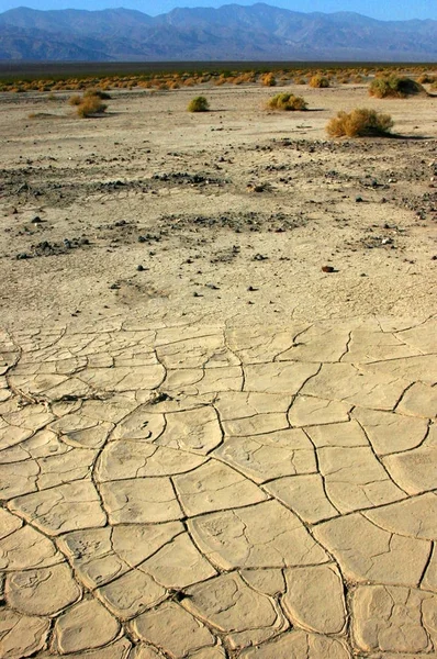 Rissige Erde Trockener Lehm Wüste Tal Der Berge Usa Kalifornien — Stockfoto