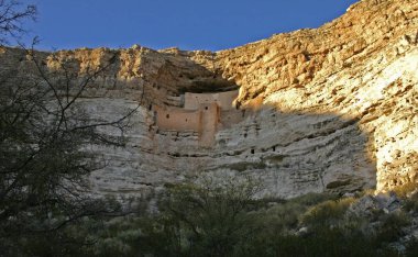 Montezuma Castle ulusal anıt - cliff konut Campe Verde, Arizona Hintli harabelerde