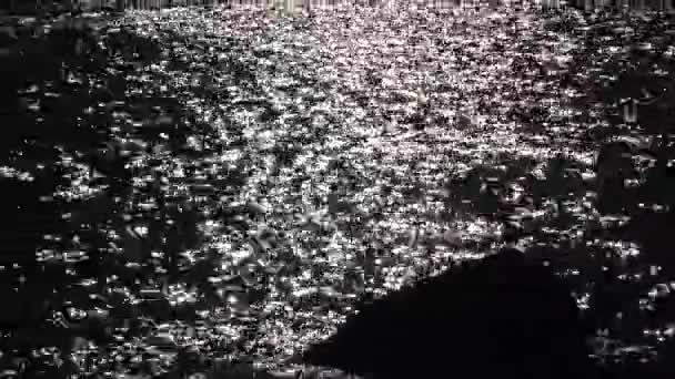 Éblouissement Soleil Dans Eau Les Taches Solaires Dans Mer Noire — Video